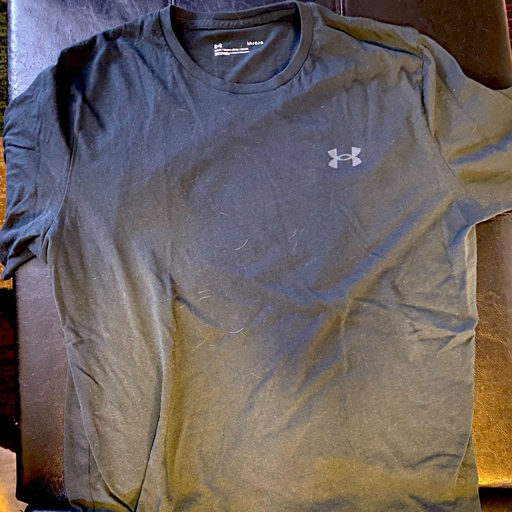 Large black tee